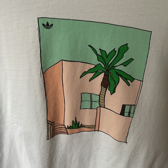 Adidas graphic tee - Picture 3 of 3